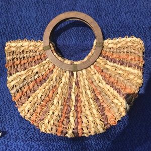 Boho straw bag with wooden handles